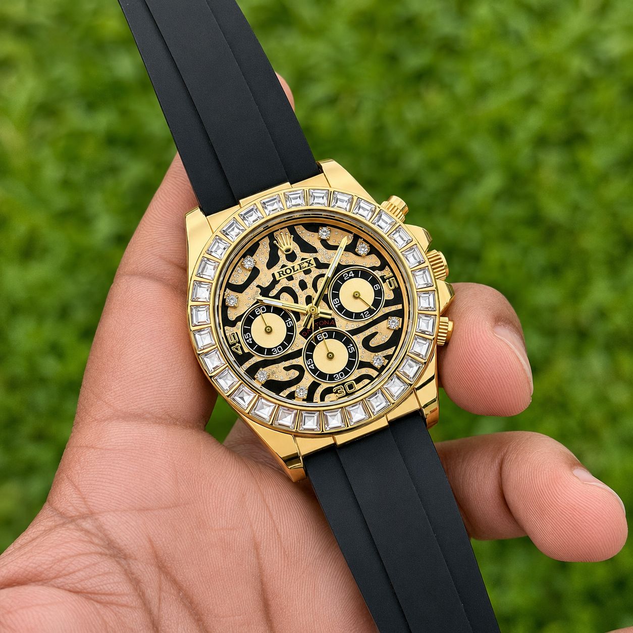 Rolex Tiger edition silicon (Golden)