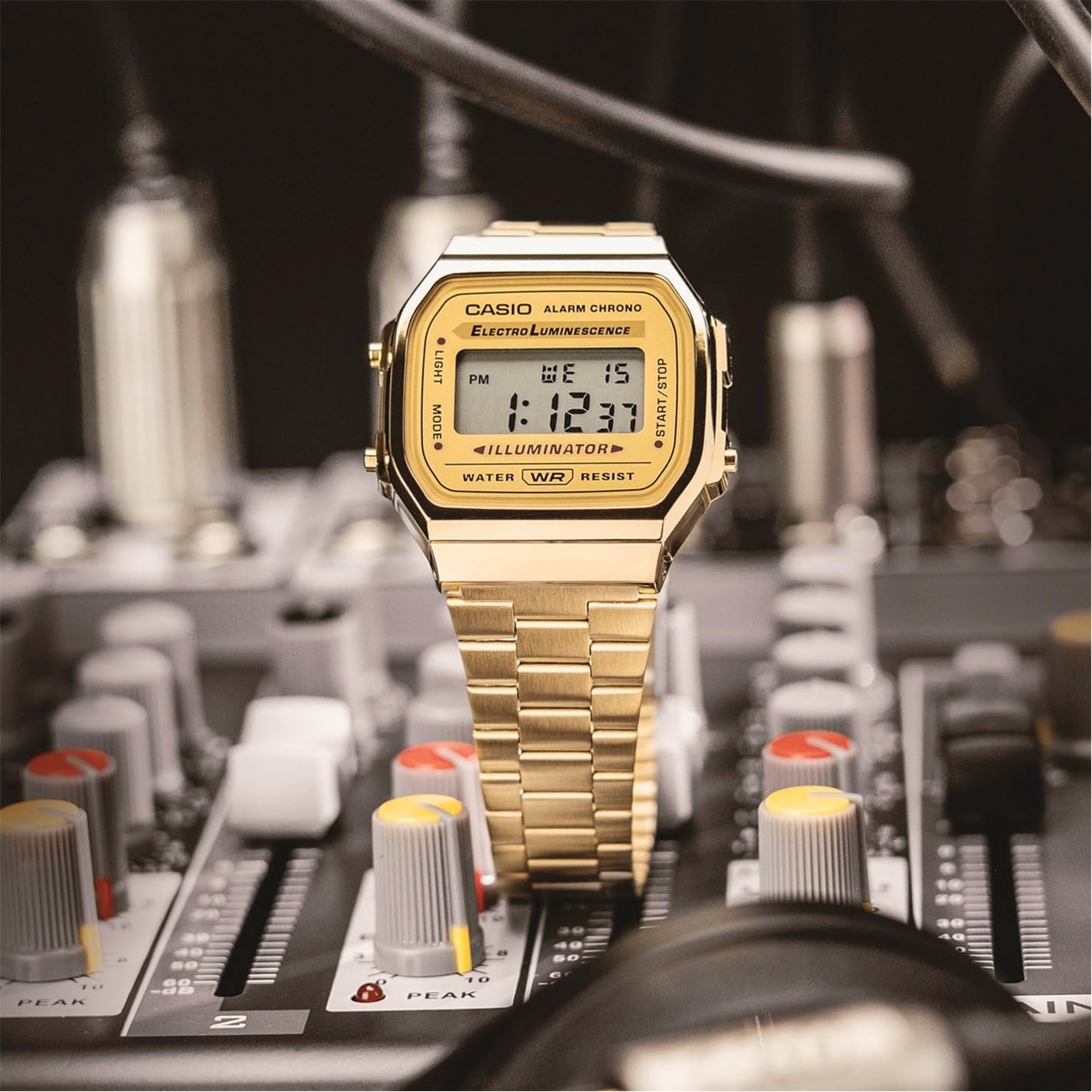CASIO Vintage 168 - Gold